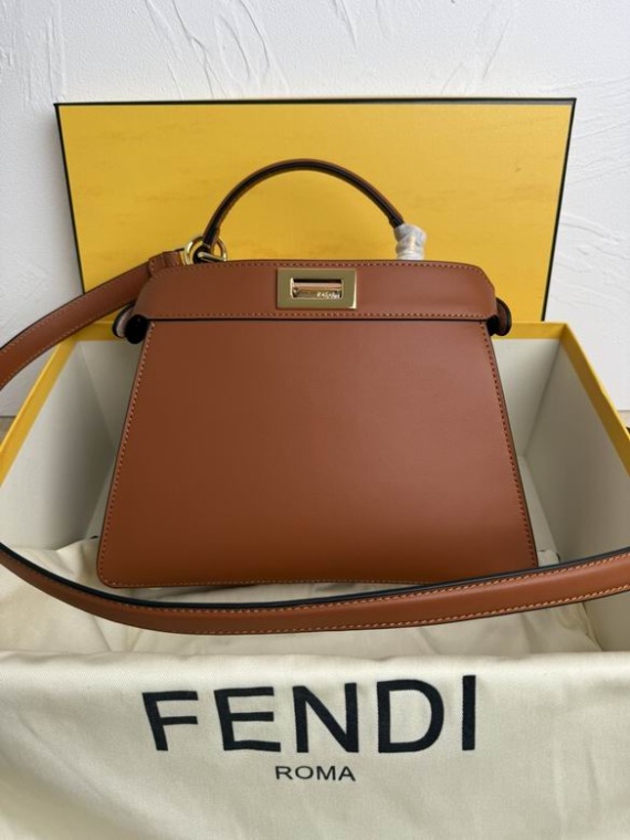 Fendi Bag 8019