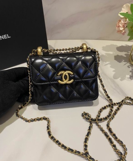 Chanel Bag AP2290