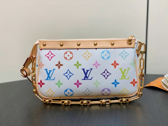 LV Bag M13404
