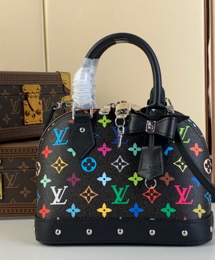 LV Bag M13078