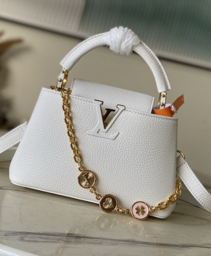 LV Bag KM00014
