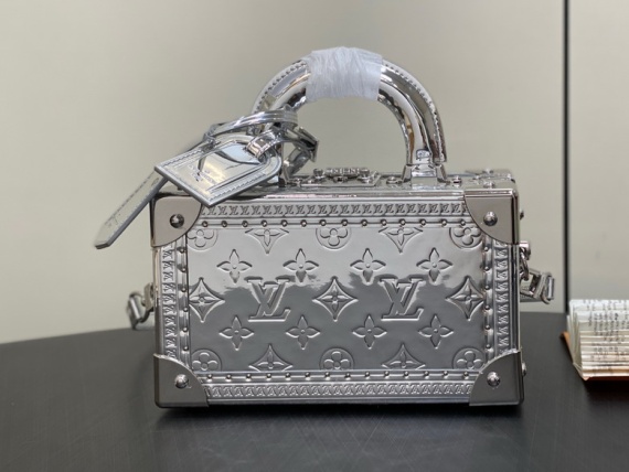 LV Bag M45673