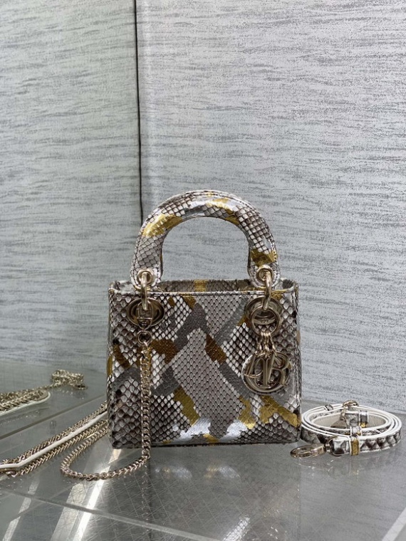 Dior Bag Lady - Image 7