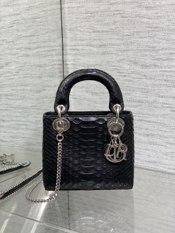 Dior Bag Lady - Image 4