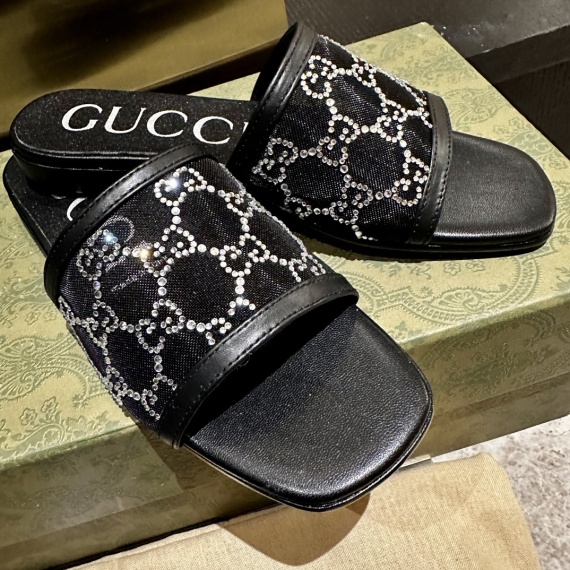 Gucci Slippers 1909899
