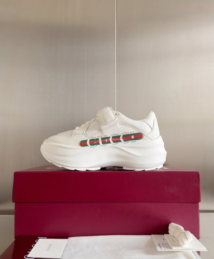 Gucci Sport Shoes 2152793