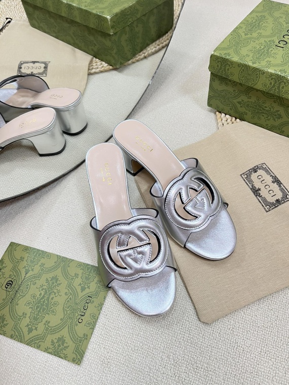 Gucci Slippers 2068075