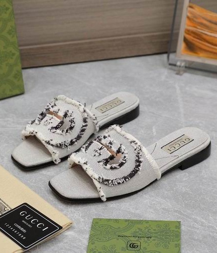 Gucci Slippers 2197617