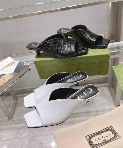 Gucci Slippers 1729921