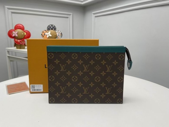 LV Bag M12816