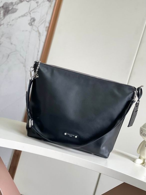 LV Bag M14018 - Image 2