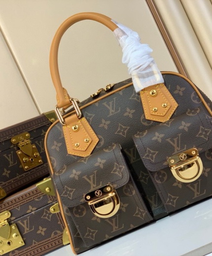 LV Bag M40026