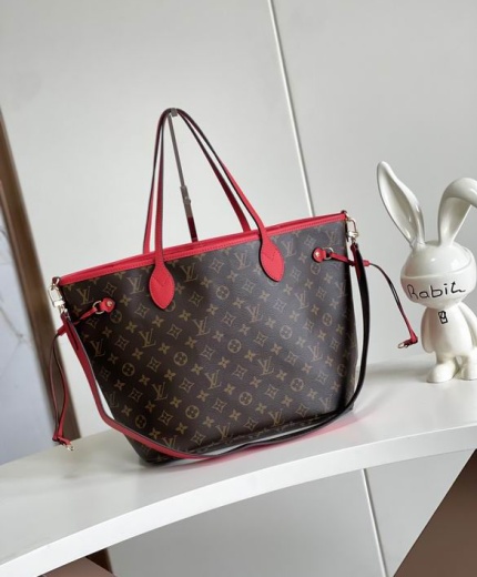 LV Bag M40995