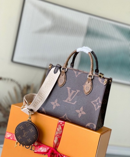 LV Bag M46373