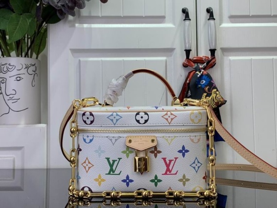 LV Bag M13662